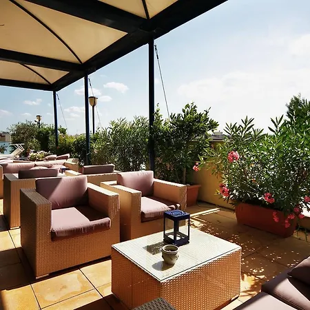 Lavish Apartment In Cattolica With Swimming Pool