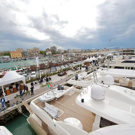 Lavish Apartment In Cattolica With Swimming Pool * Cattolica